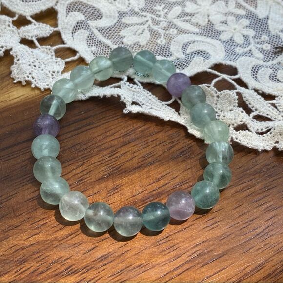 Genuine fluorite crystal bracelet / handmade / 7” - Picture 1 of 3